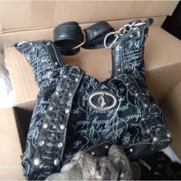 Purse - Picture 1 of 1